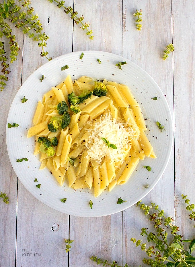 creamy broccoli pasta