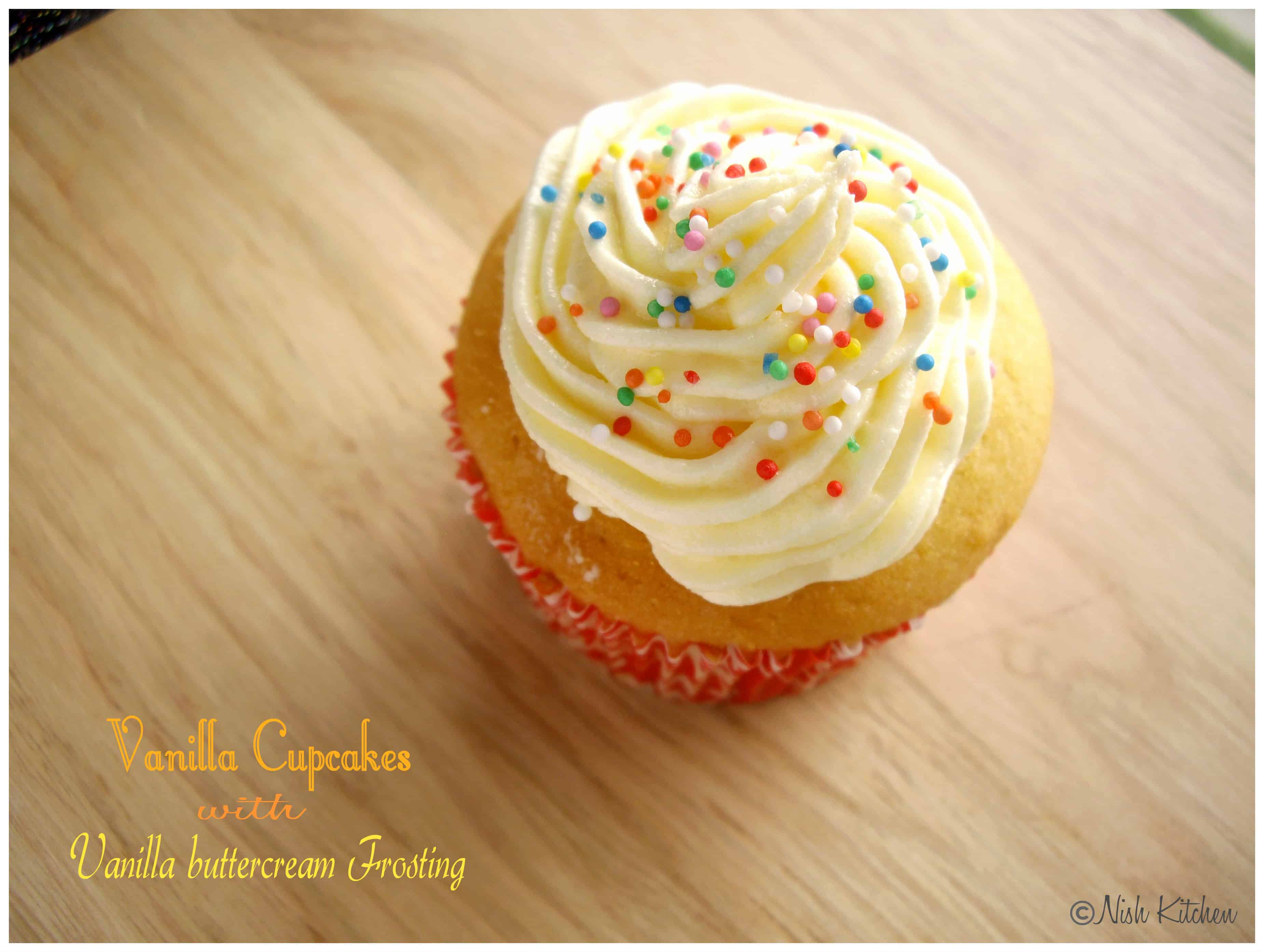 vanilla cupcakes with vanilla buttercream frosting