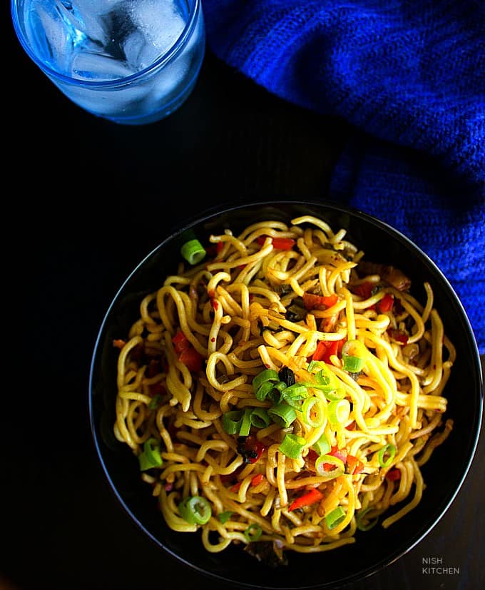make chilli garlic noodles 